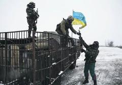 Новини АТО: на Луганщині не припиняються ворожі обстріли