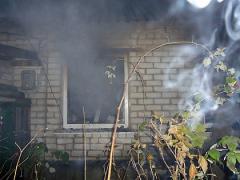В Лисичанске горел частный дом