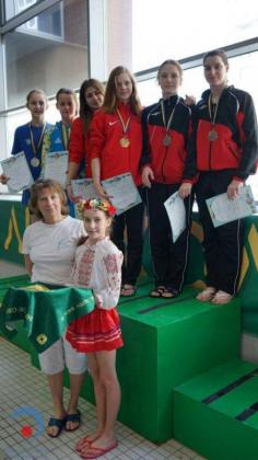 Первое общекомандное место и 28 медалей привезли наши спортсмены со всеукраинского первенства по прыжкам в воду