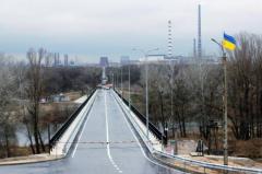 Сегодня возобновляется работа автодорожного моста через реку Северский Донец