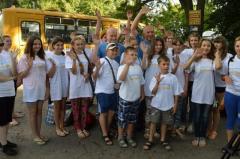 Школярі зі Станиці Луганської виїхали відпочити на Західну Україну