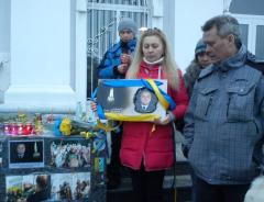 Северодонецкие активисты почтили память полковника Радиевского