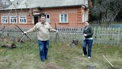 Земляки спасают Луганский домик в Пирогово